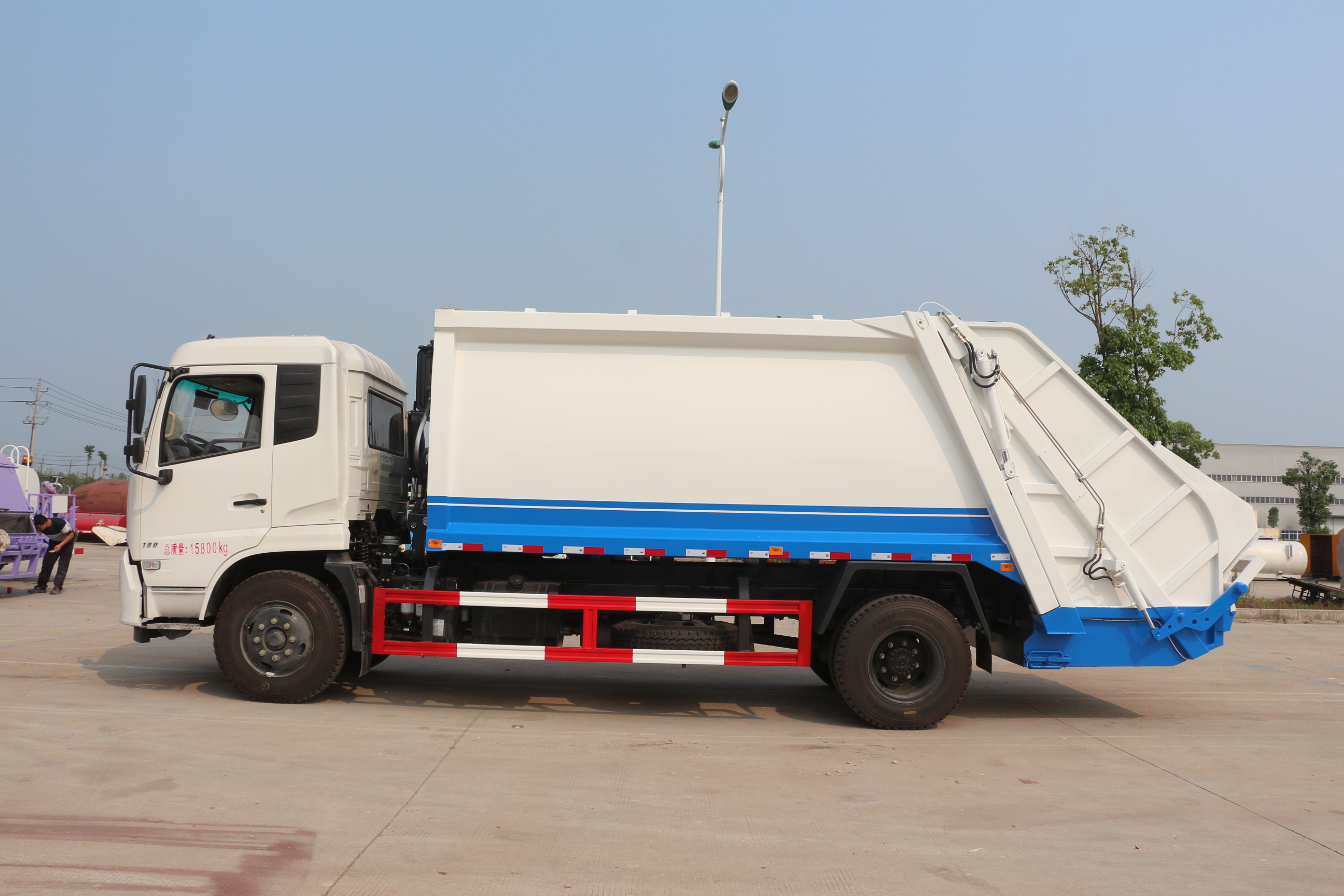China Garbage Compactor Truck for Sale Reliable Garbage Compactor