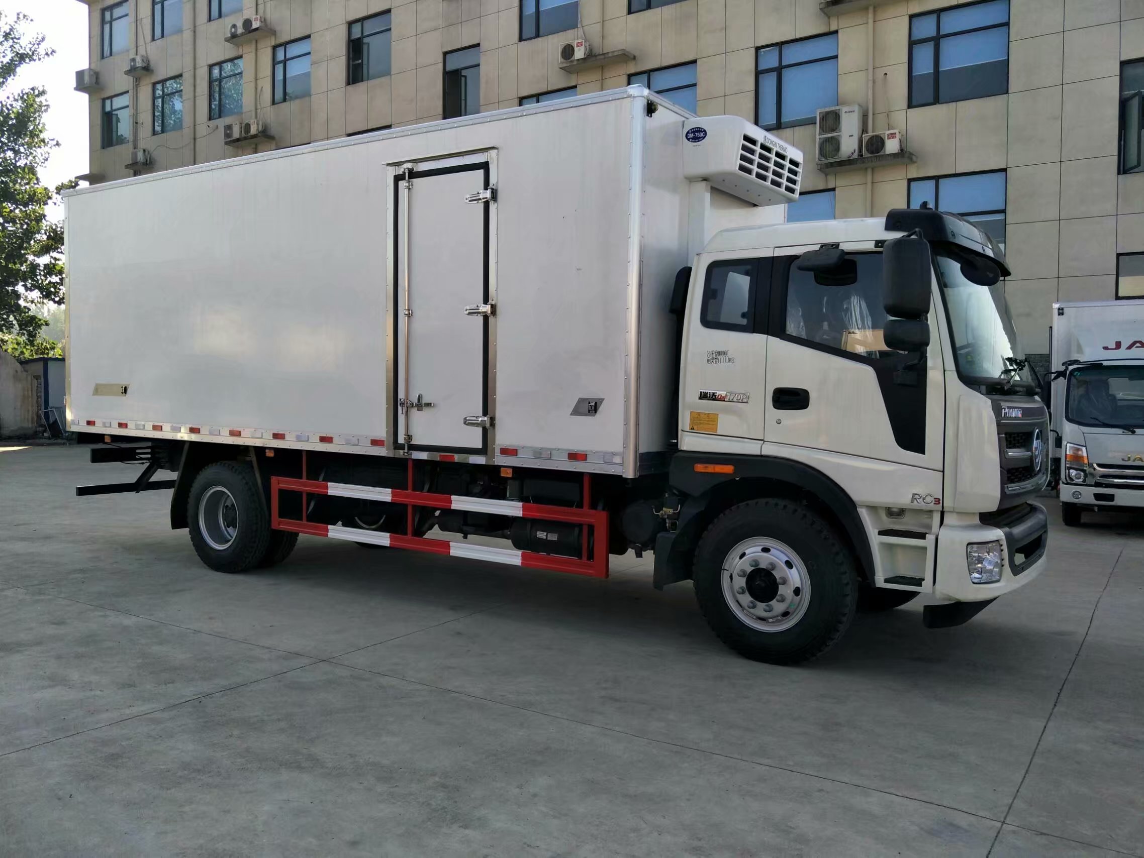 China Refrigerated Meat Truck for Sale - Reliable Refrigerated Truck ...