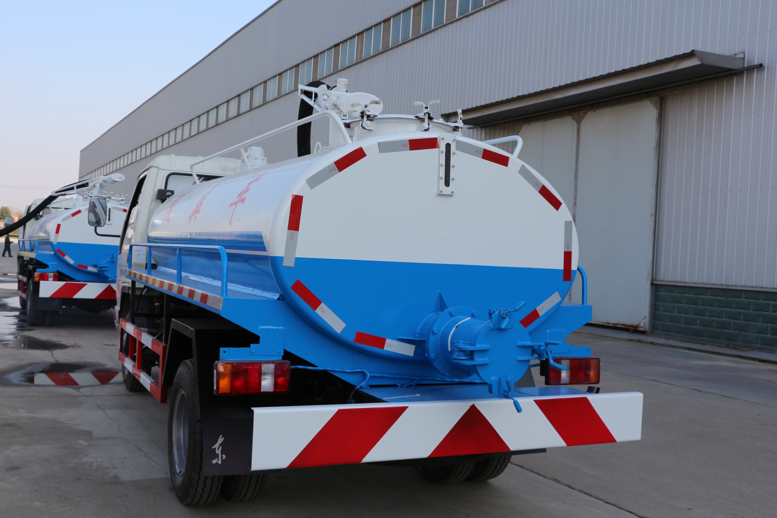 Foton forland 4-5m³ fecal suction truck