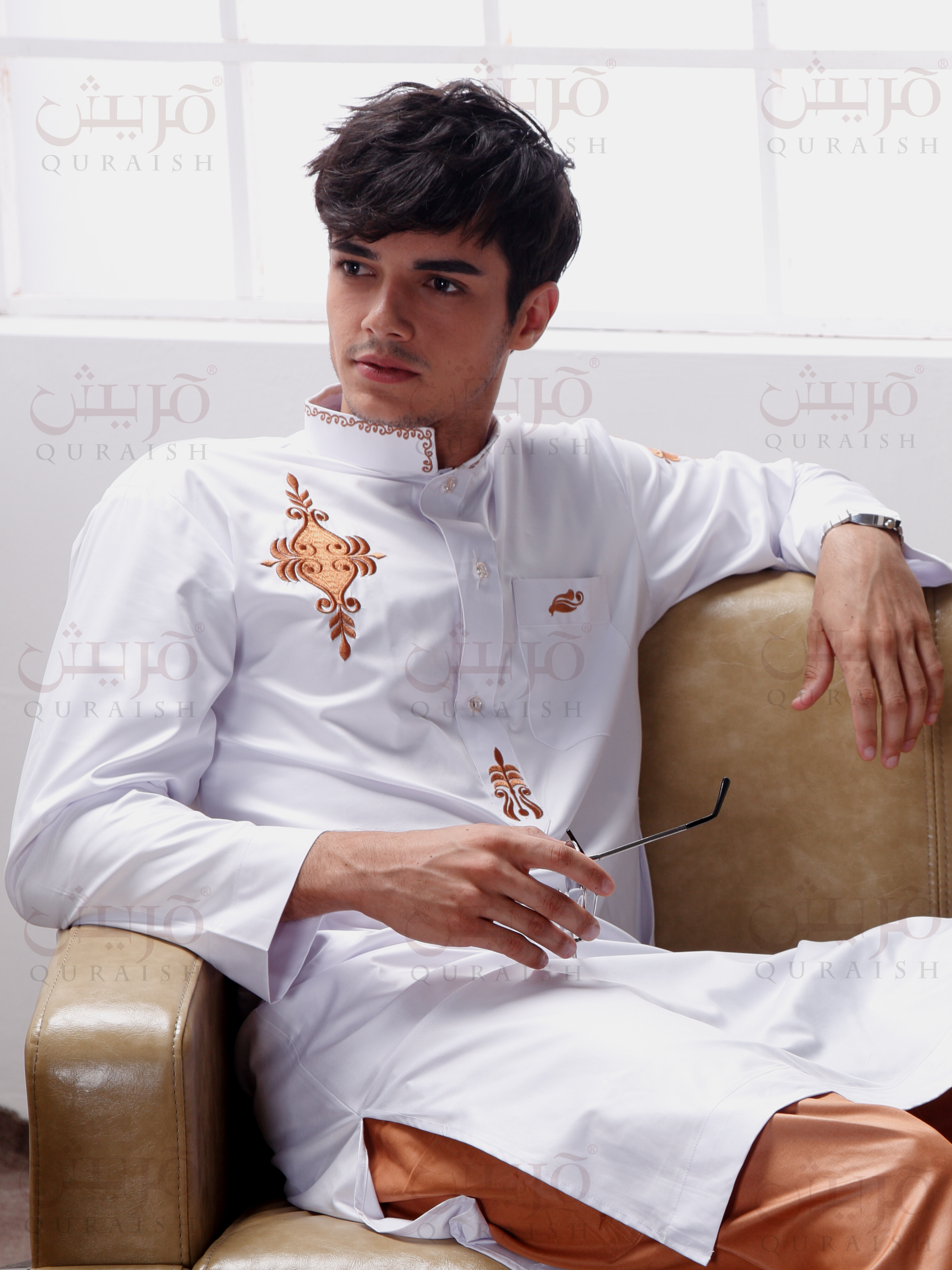 bulk wholesale Dubai   Embroidery robe supplier manufacturer factory