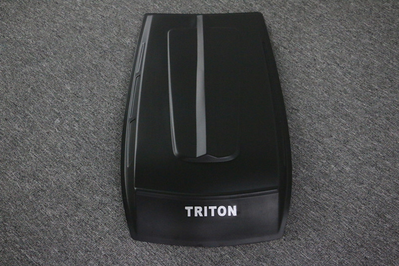 2014 TRITON 黑色改装引擎盖2.JPG