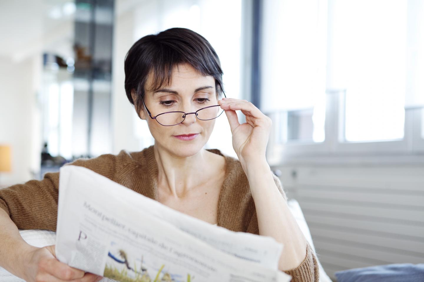 women reading glasses wholesaler, supplier, exporter
