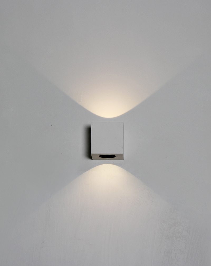 small sconce lights