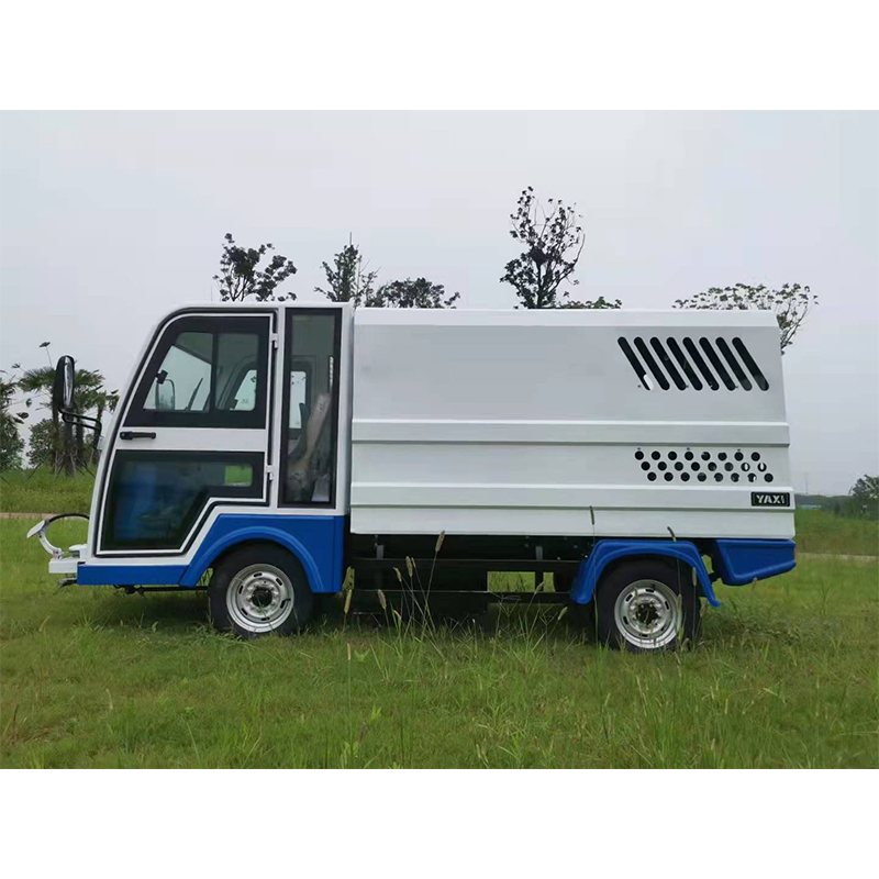 Pure electric four-wheel high-pressure cleaning vehicle