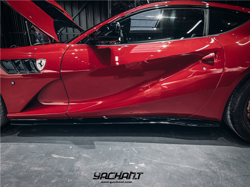 YCFR812003SDCF 2017-2020 Ferrari 812 Superfast MSY Softkit Style Side Skirts DCF (100).jpg