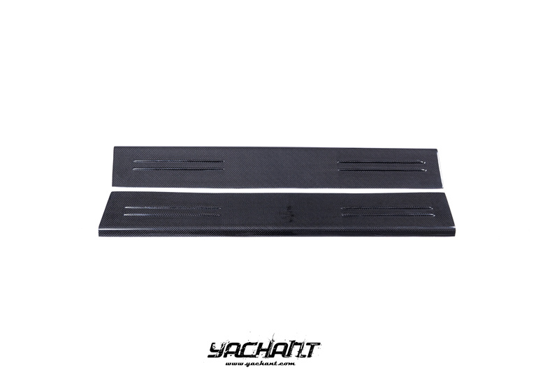 YCFR812020LDCF 2017-2020 Ferrari 812 Superfast Kick Step Panel Door Sill without Badge DCF Plain Carbon Weave (1).jpg