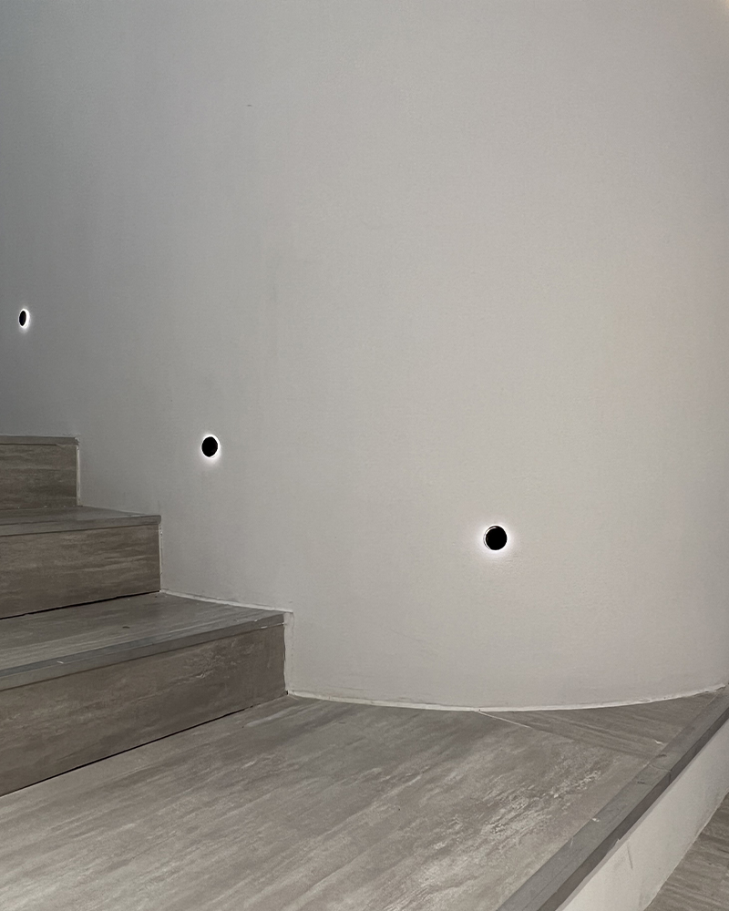 lighting for stairwells in the home (5).jpg